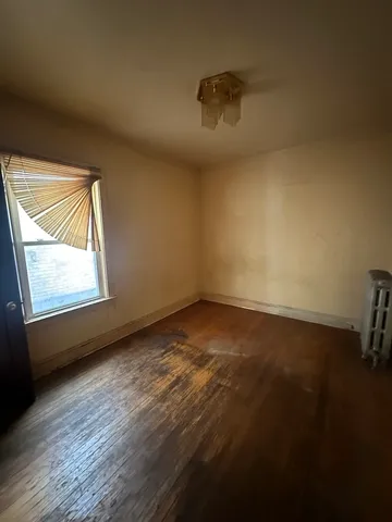 $299,900 | 5435 West Melrose Street, Chicago, IL 60641