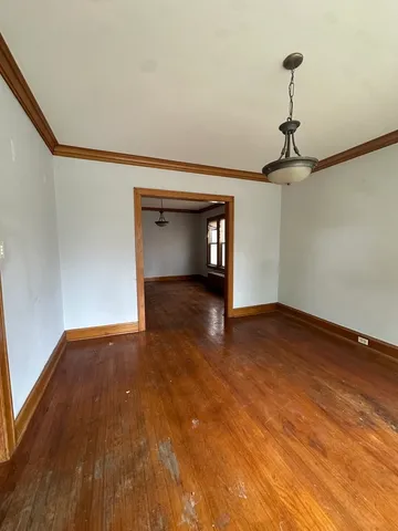 $299,900 | 5435 West Melrose Street, Chicago, IL 60641