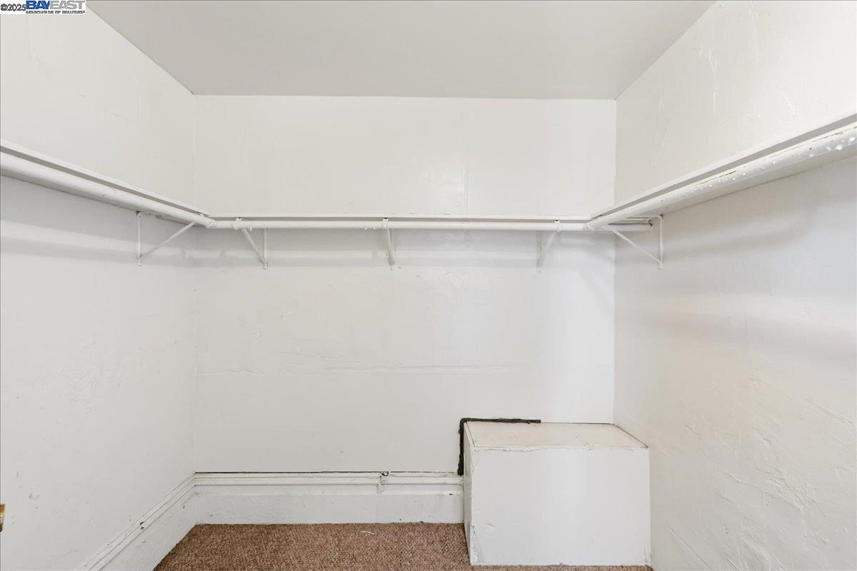 856 21st Street Oakland, CA 94607 - Photo 11 of 58