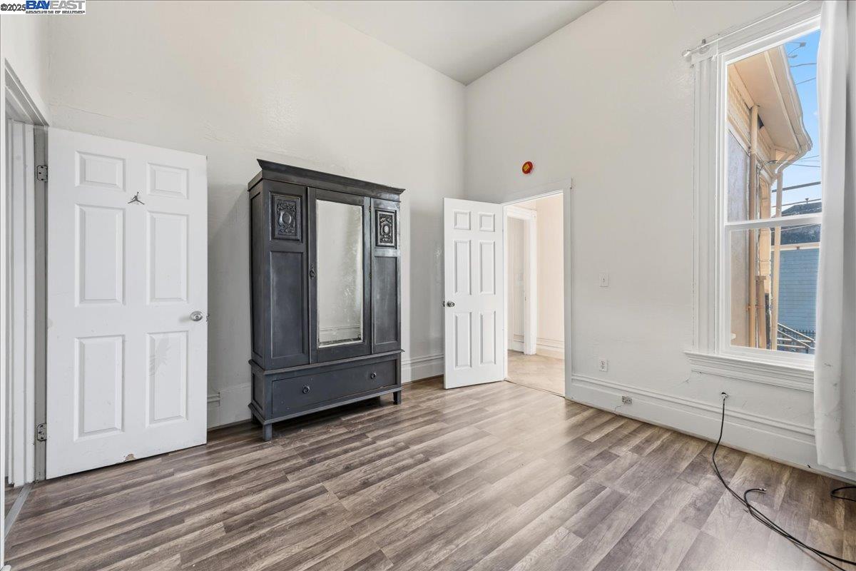 856 21st Street Oakland, CA 94607 - Photo 14 of 58