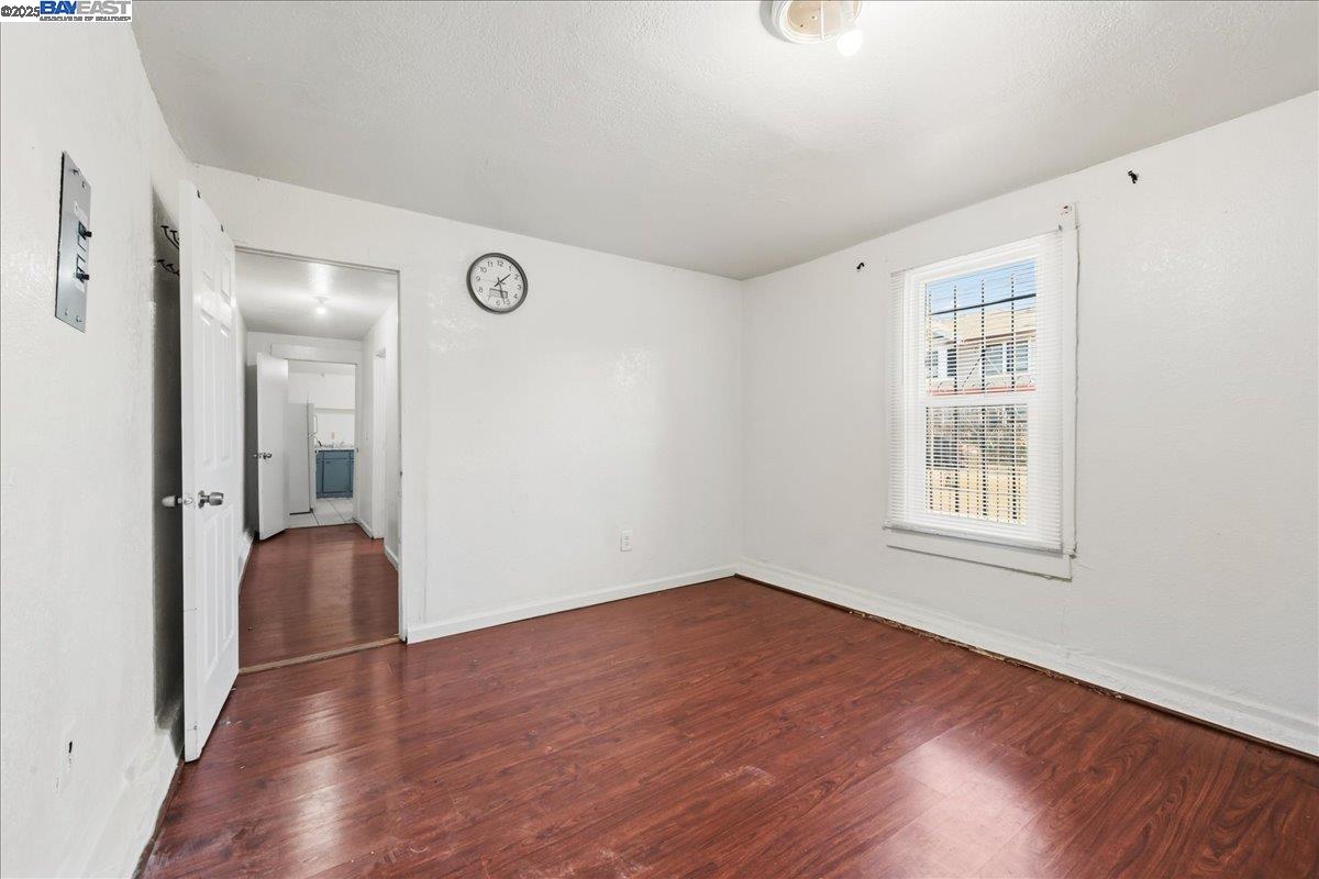 856 21st Street Oakland, CA 94607 - Photo 26 of 58