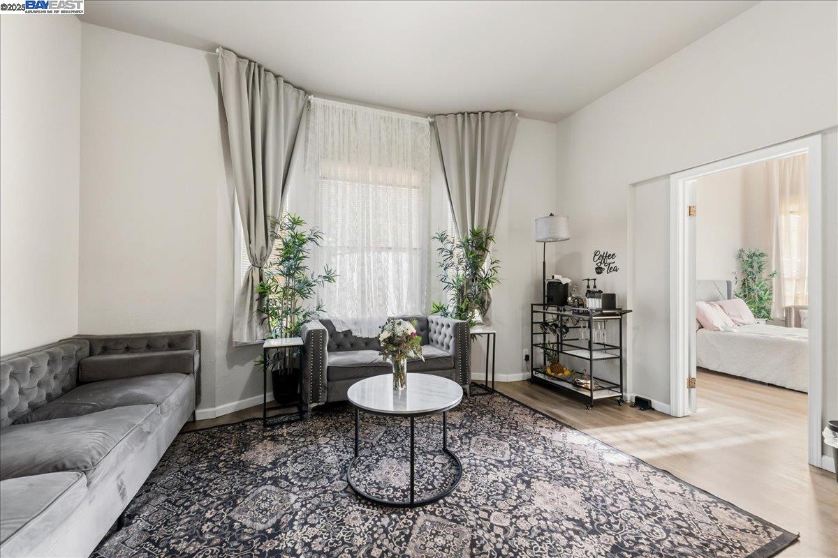 856 21st Street Oakland, CA 94607 - Photo 40 of 58