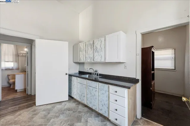 $1,150,000 | 856 21st Street, Oakland, CA 94607