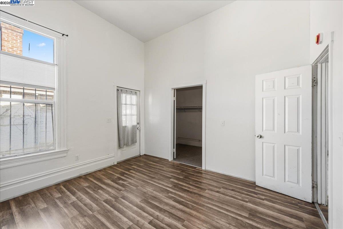 856 21st Street Oakland, CA 94607 - Photo 10 of 58