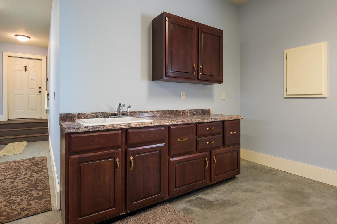 714 Osolo Road Elkhart, IN 46514 - Photo 32 of 35 Gallery Image 32