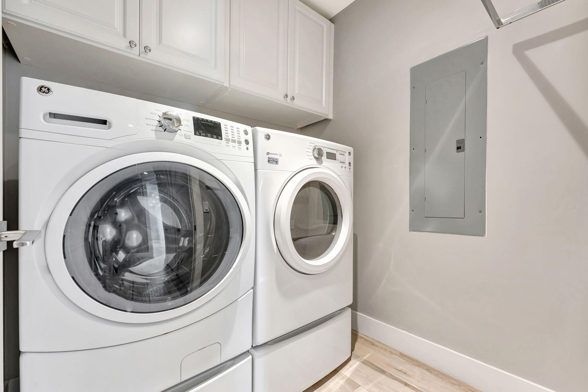 155 East Boca Raton Road, Unit 719 Boca Raton, FL 33432 - Photo 46 of 102 a utility room with dryer and washer