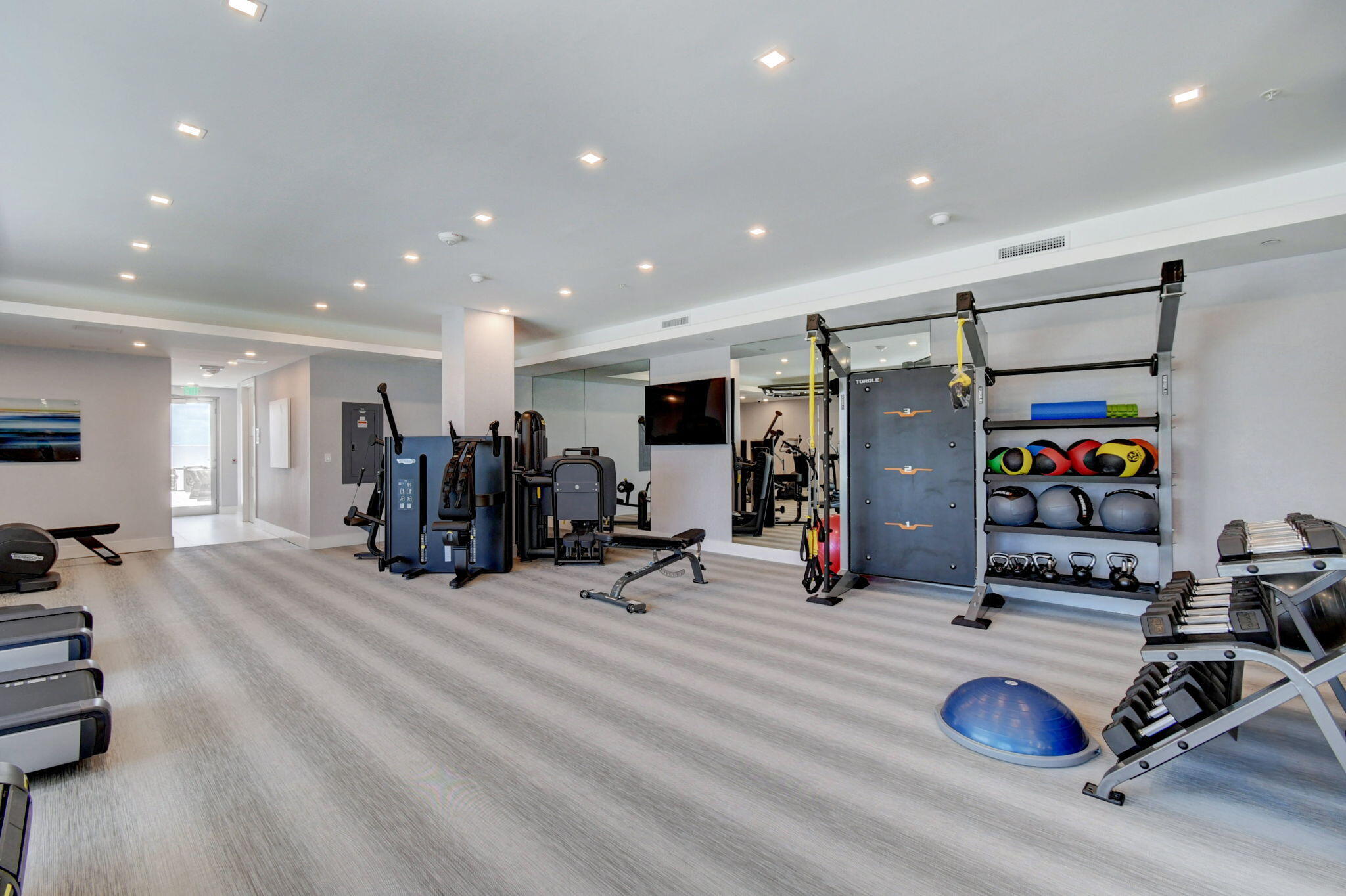 155 East Boca Raton Road, Unit 719 Boca Raton, FL 33432 - Photo 98 of 102 a view of a room with gym equipment