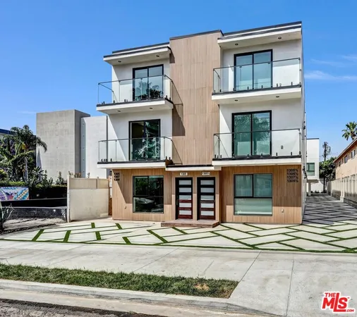 $4,995 | 1305 North Sycamore Avenue, Unit 1305, Los Angeles, CA 90028