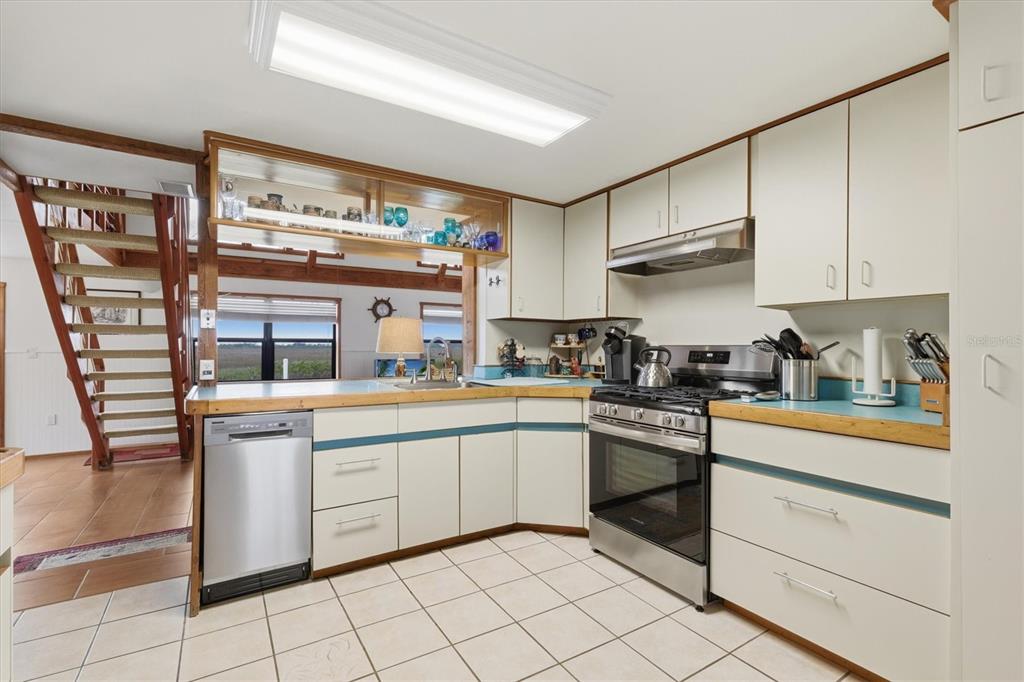 2487 Sunset Vista Drive Spring Hill, FL 34607 - Photo 23 of 80