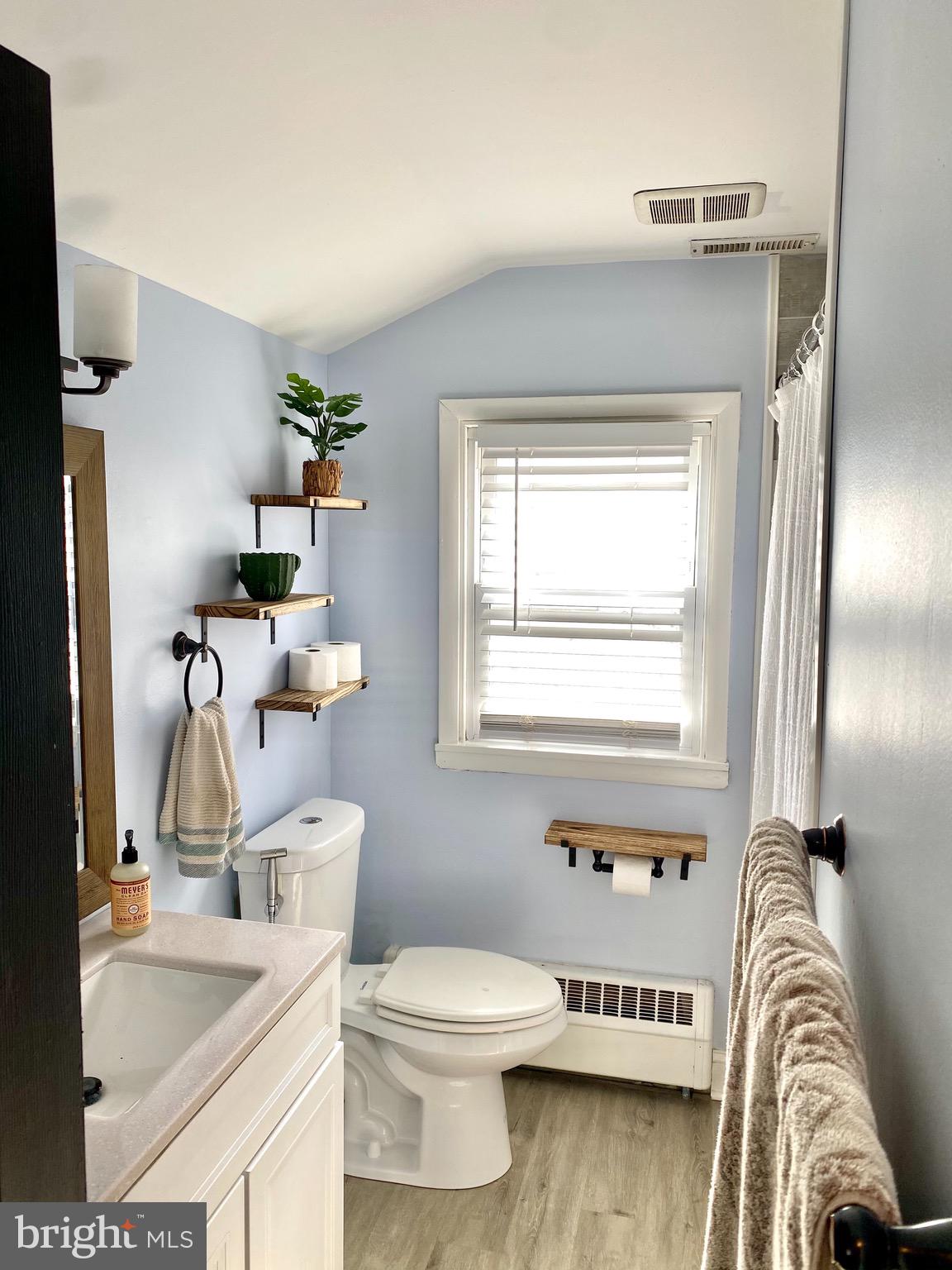 14 Meadowlark Road Stratford, NJ 08084 - Photo 12 of 14 Bathroom