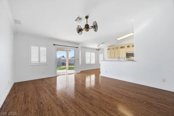 $465,000 | 573 Beryl Court, Henderson, NV 89015