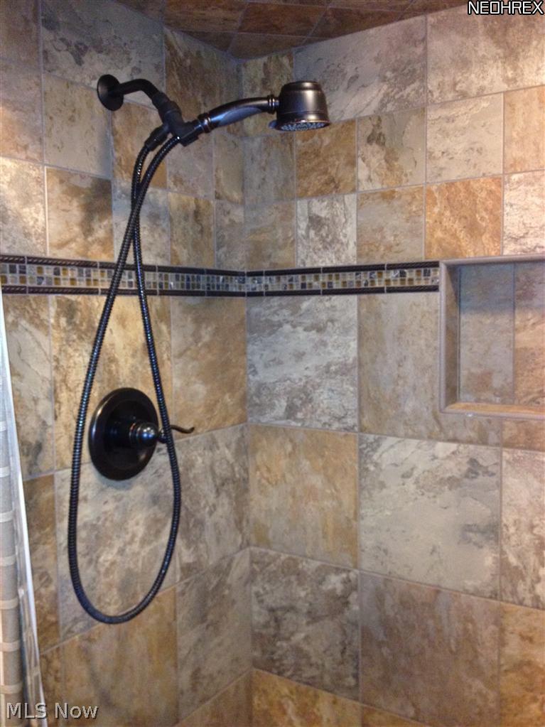 2875 Reeves Road Willoughby, OH 44094 - Photo 7 of 22 Gallery Image 7