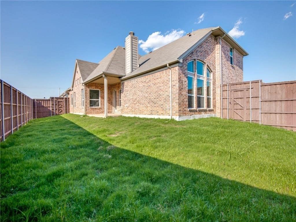 1121 Ranch Gate Lane Frisco, TX 75036 - Photo 11 of 13
