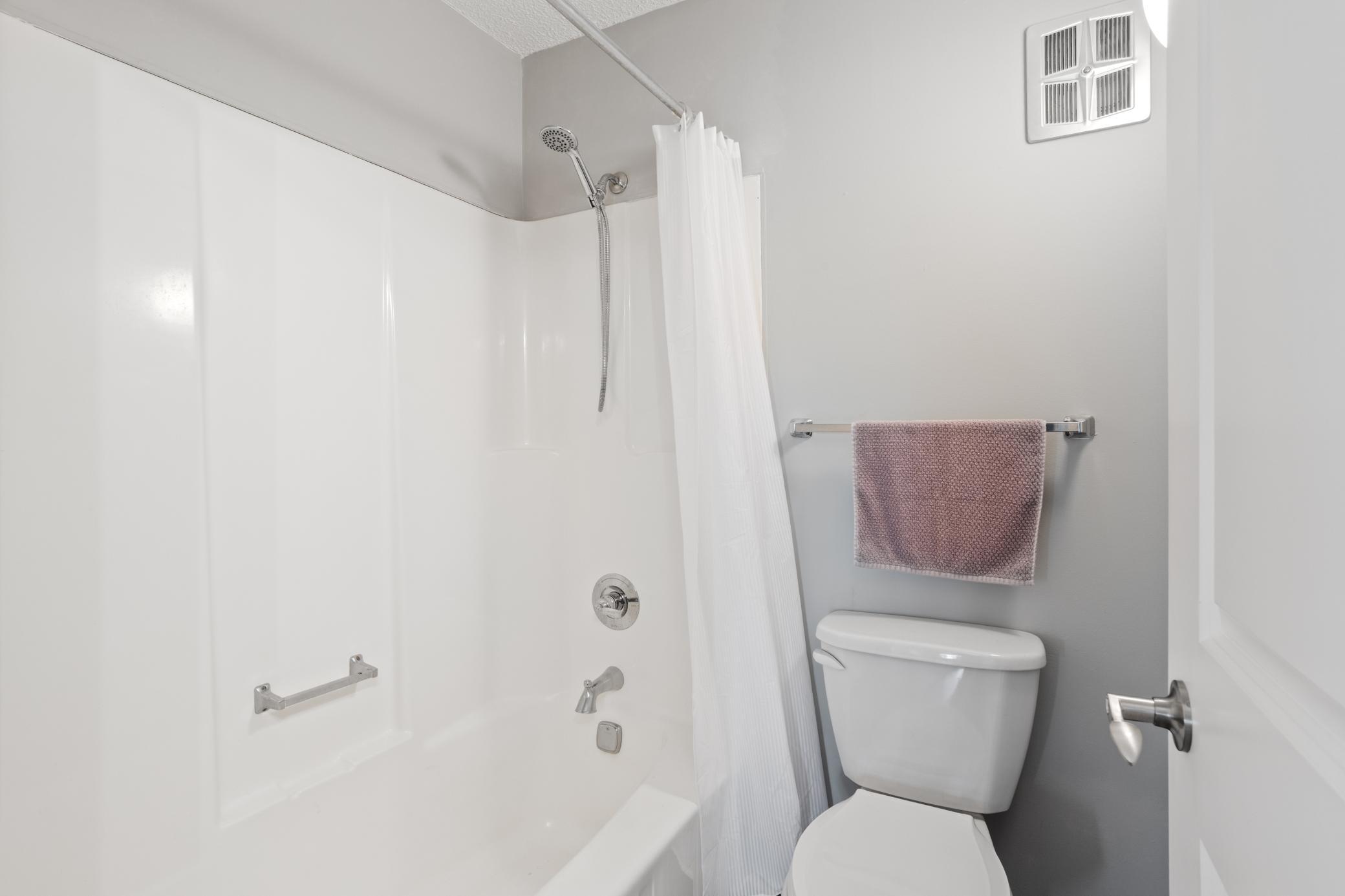 10401 Cedar Lake Road, Unit 201 Minnetonka, MN 55305 - Photo 12 of 36