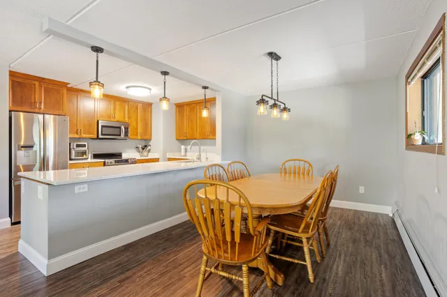 $230,000 | 10401 Cedar Lake Road, Unit 201, Minnetonka, MN 55305