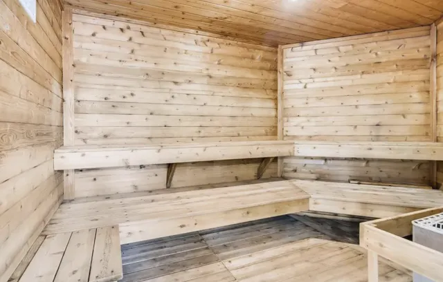 $230,000 | 10401 Cedar Lake Road, Unit 201, Minnetonka, MN 55305