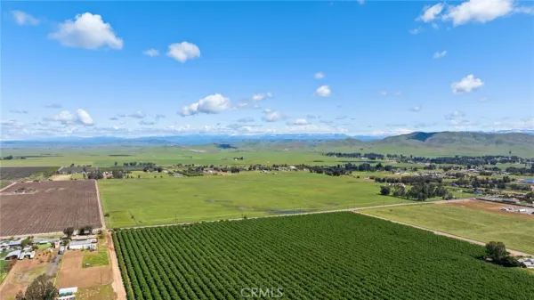 $11,000,000 | 0 East Copper Avenue, Clovis, CA 93619