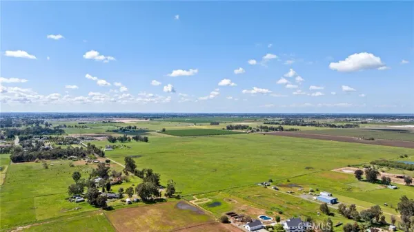 $11,000,000 | 0 East Copper Avenue, Clovis, CA 93619