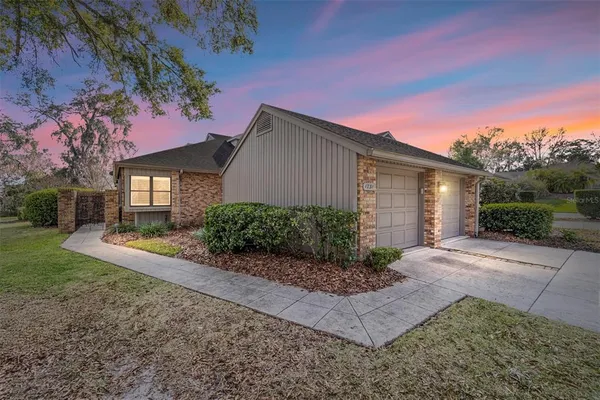 $339,750 | 1731 Southeast Clatter Bridge Road, Ocala, FL 34471