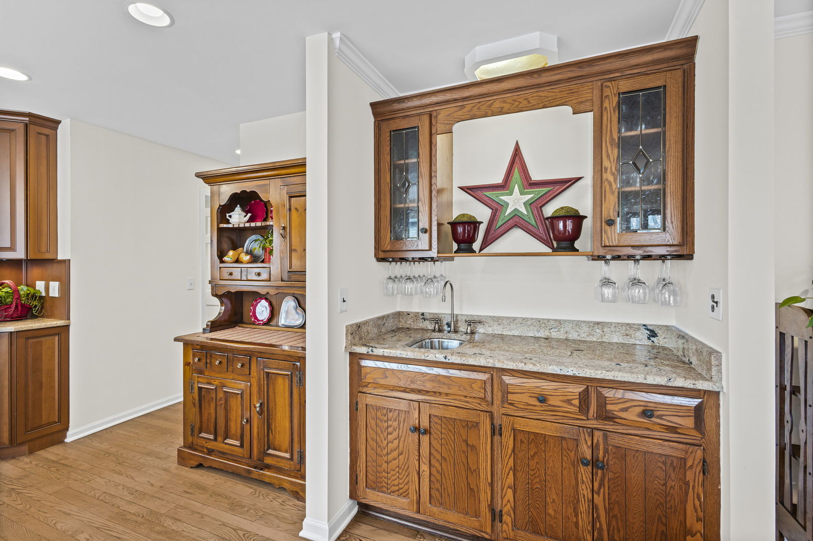 2501 Indian Ridge Drive Glenview, IL 60026 - Photo 14 of 45