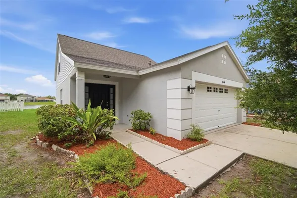 $379,000 | 10604 Lakeside Vista Drive, Riverview, FL 33569
