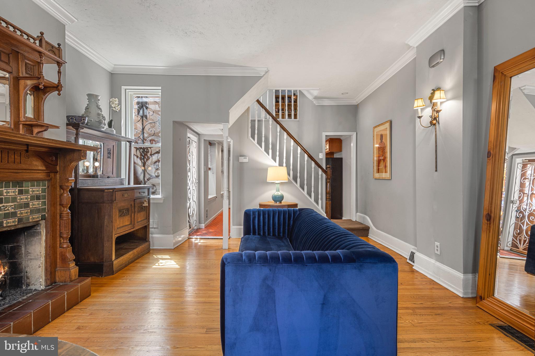 1732 Addison Street Philadelphia, PA 19146 - Photo 7 of 36 Two access points into the kitchen