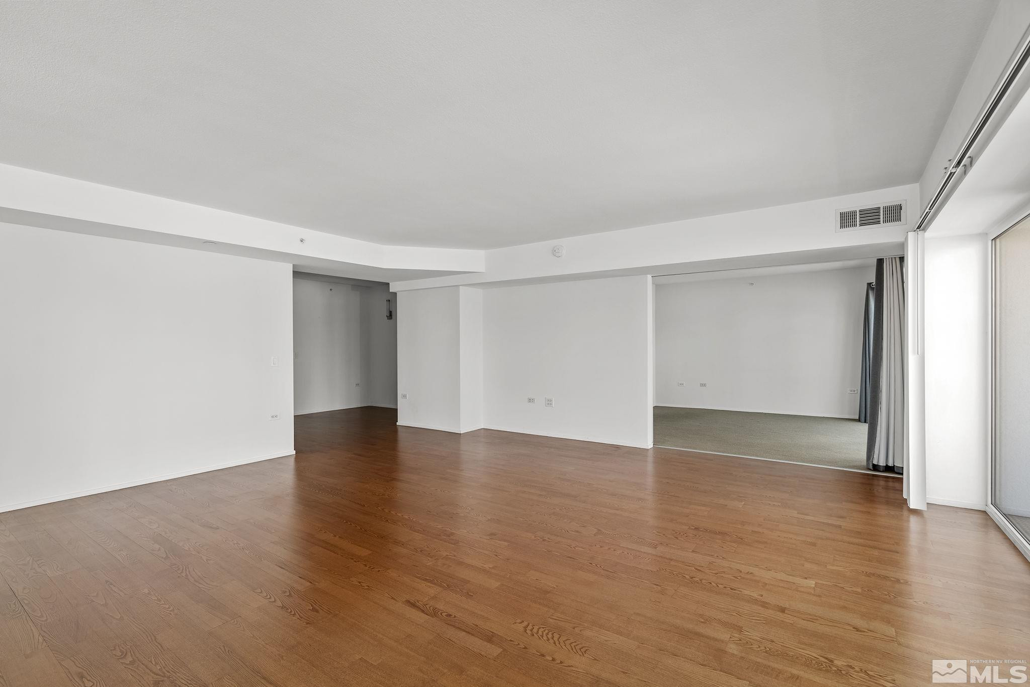 255 North Sierra Street, Unit 904 Reno, NV 89501 - Photo 21 of 33 Photo 13