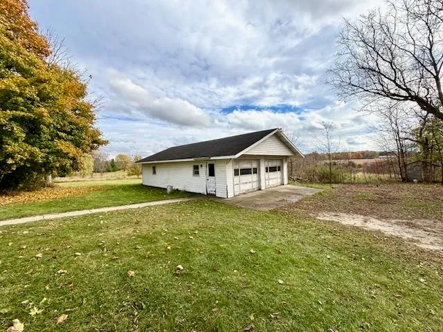 $240,000 | W3869 Highway 106, Fort Atkinson, WI 53538