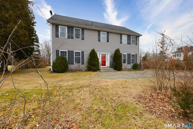 $585,000 | 121 Damascus Road, Branford, CT 06405