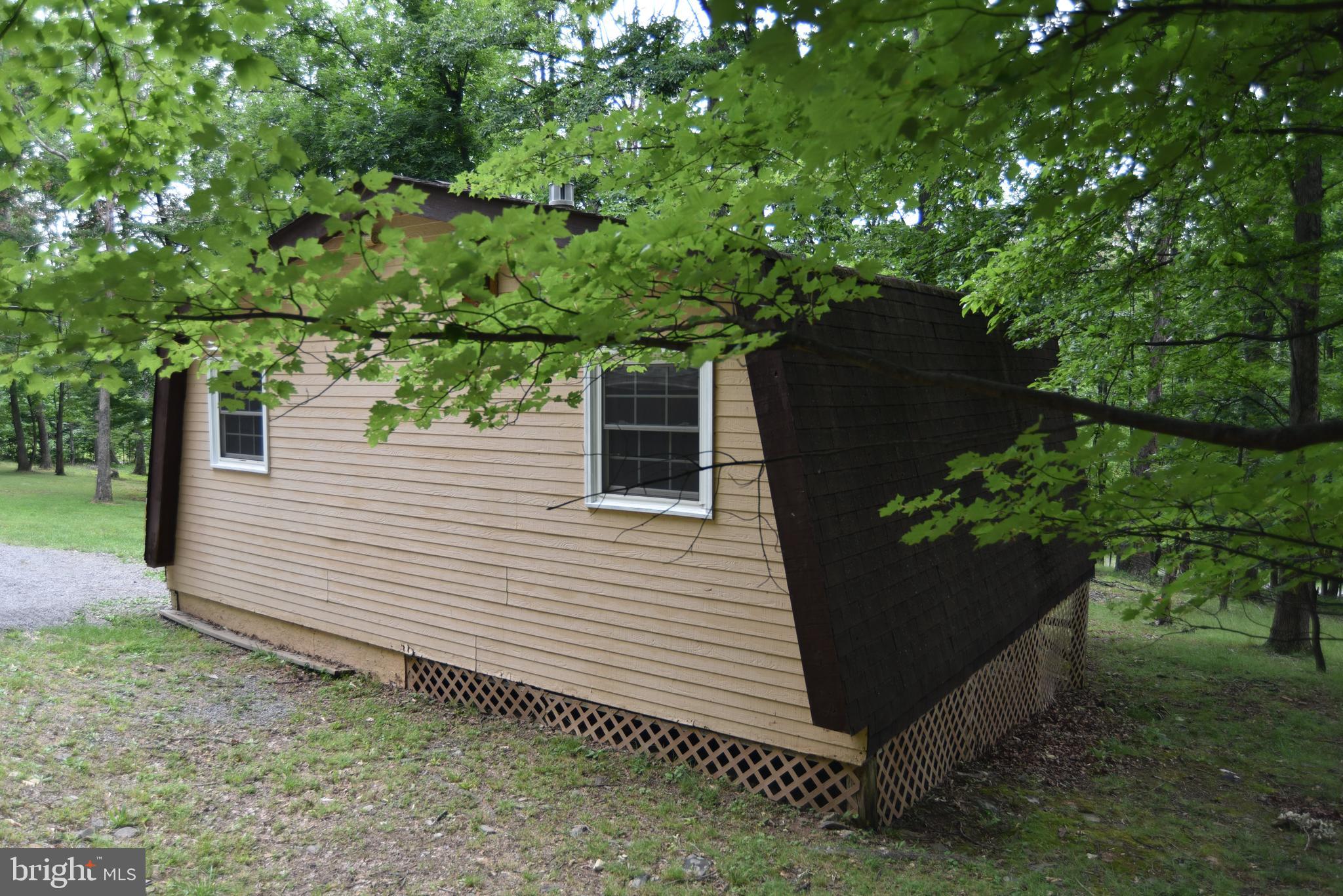 586 Cardinal View Road Paw Paw, WV 25434 - Photo 5 of 25