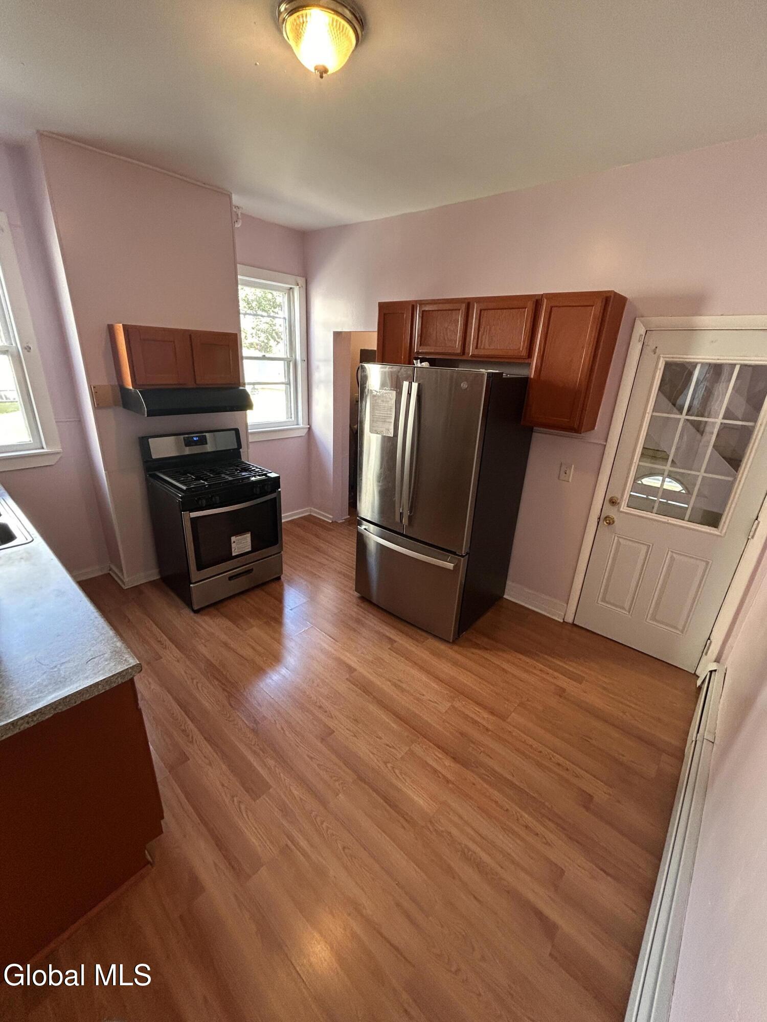 361 Orange Street, Unit 1 Albany, NY 12206 - Photo 14 of 19 IMG_5563