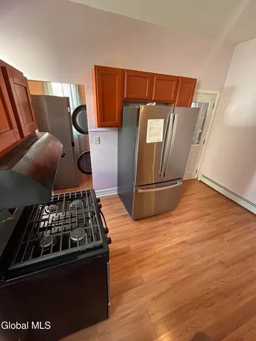 $1,900 | 361 Orange Street, Unit 1, Albany, NY 12206