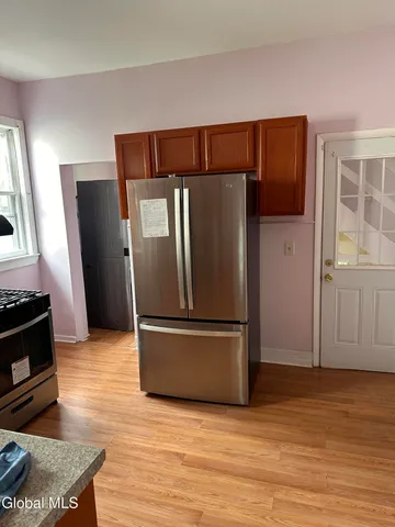 $1,900 | 361 Orange Street, Unit 1, Albany, NY 12206