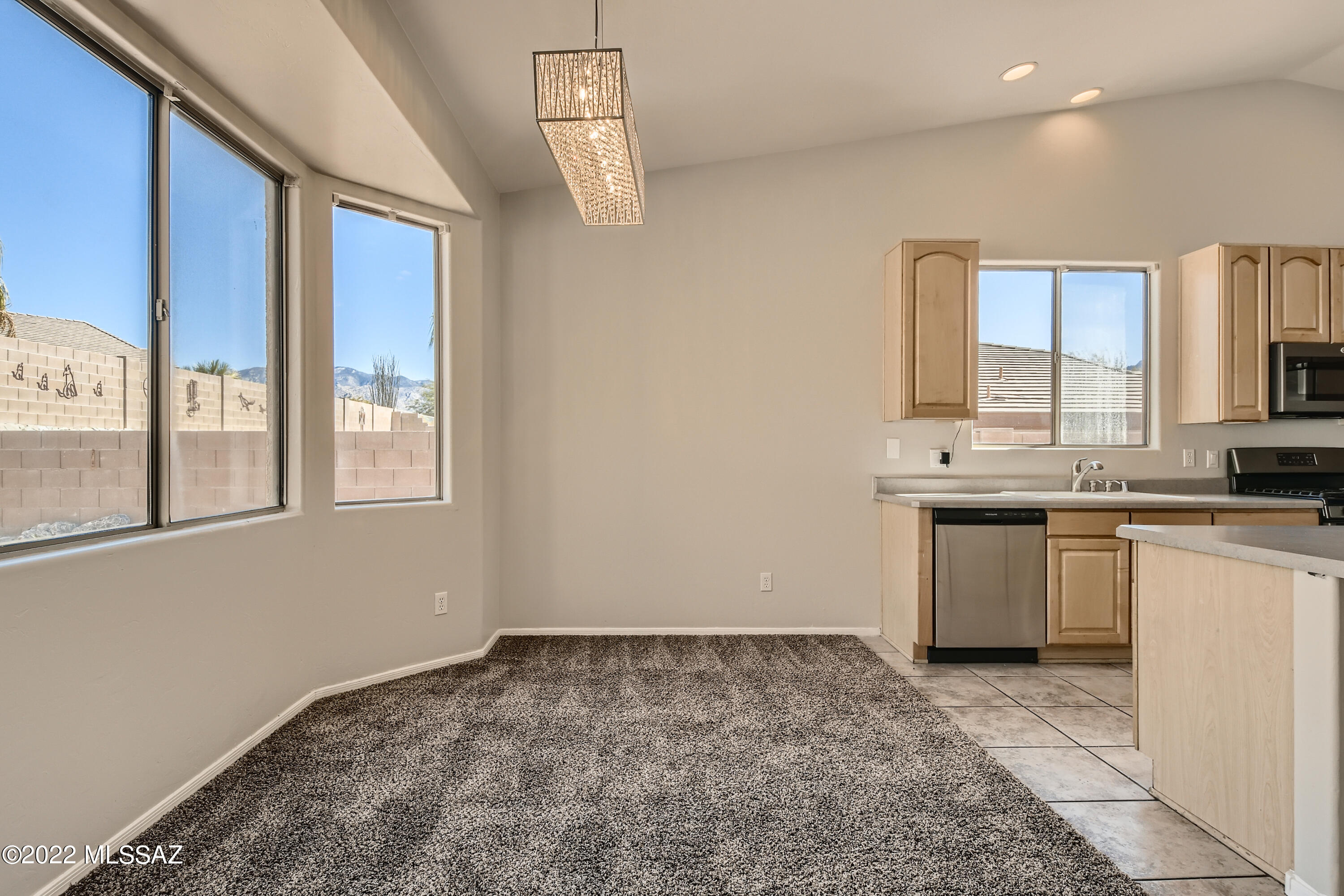 286 West Azmataz Road Tucson, AZ 85737 - Photo 9 of 33 Gallery Image 9
