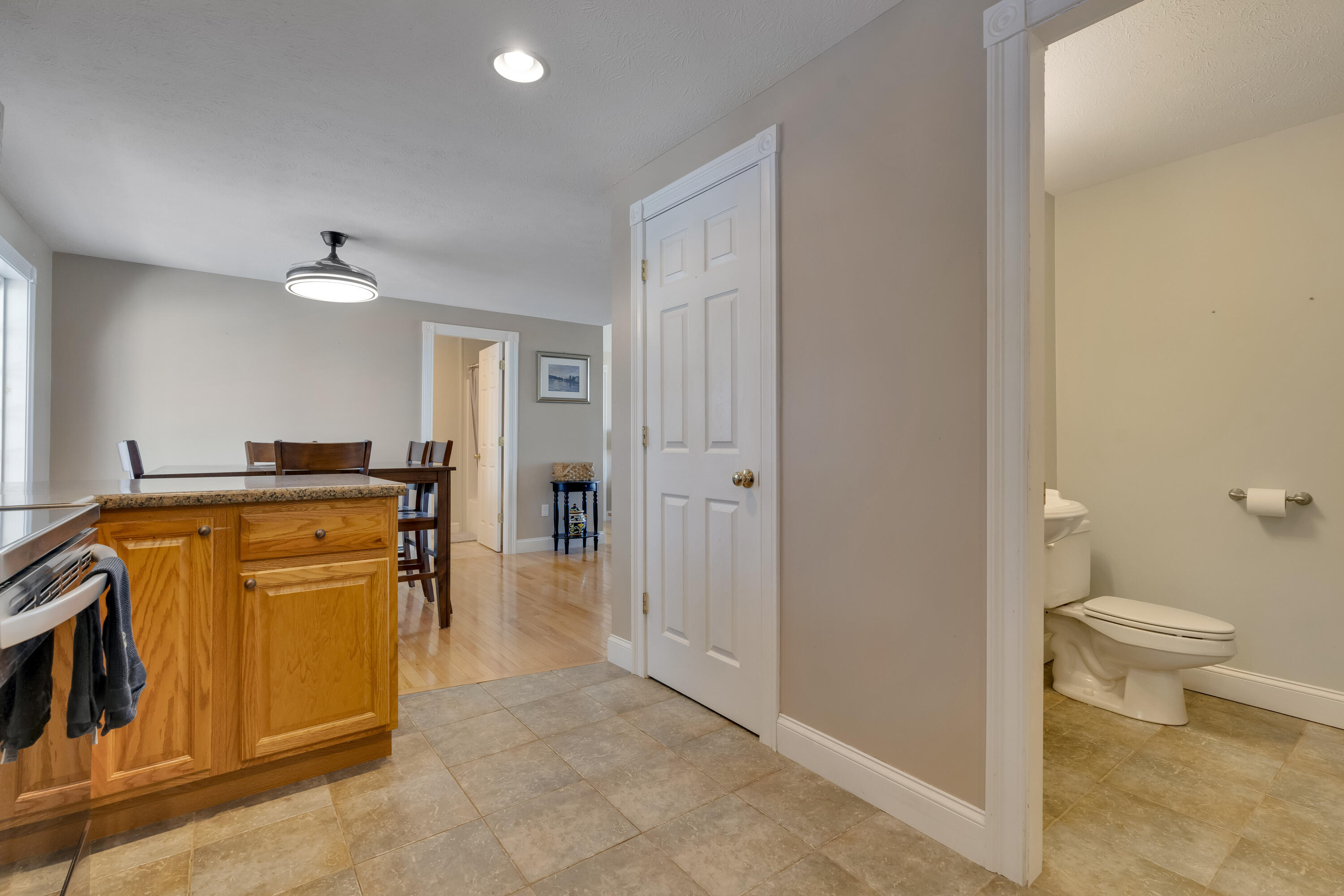 22 Tasker Street, Unit 11 Saco, ME 04072 - Photo 17 of 33 _DSC2697