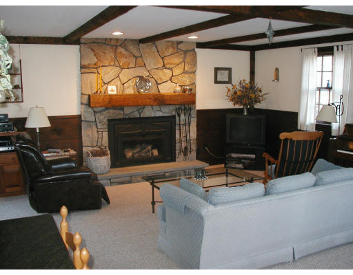 4 George Road Maynard, MA 01754 - Photo 6 of 6 Gallery Image 6