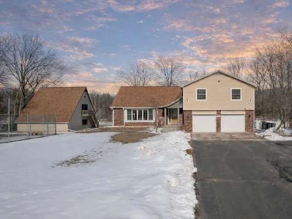 $493,000 | N570 West Fairland Circle, Menominee, MI 49858