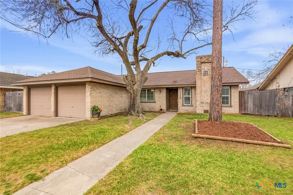 $234,900 | 110 Rio Vista Drive, Victoria, TX 77904