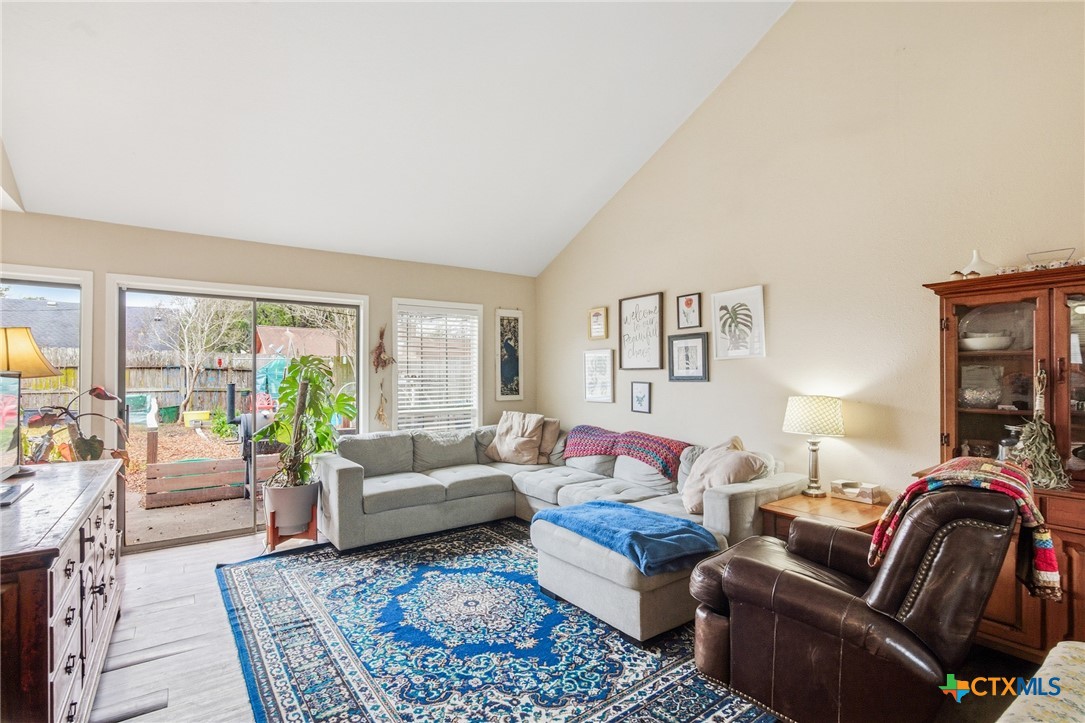 110 Rio Vista Drive Victoria, TX 77904 - Photo 12 of 25