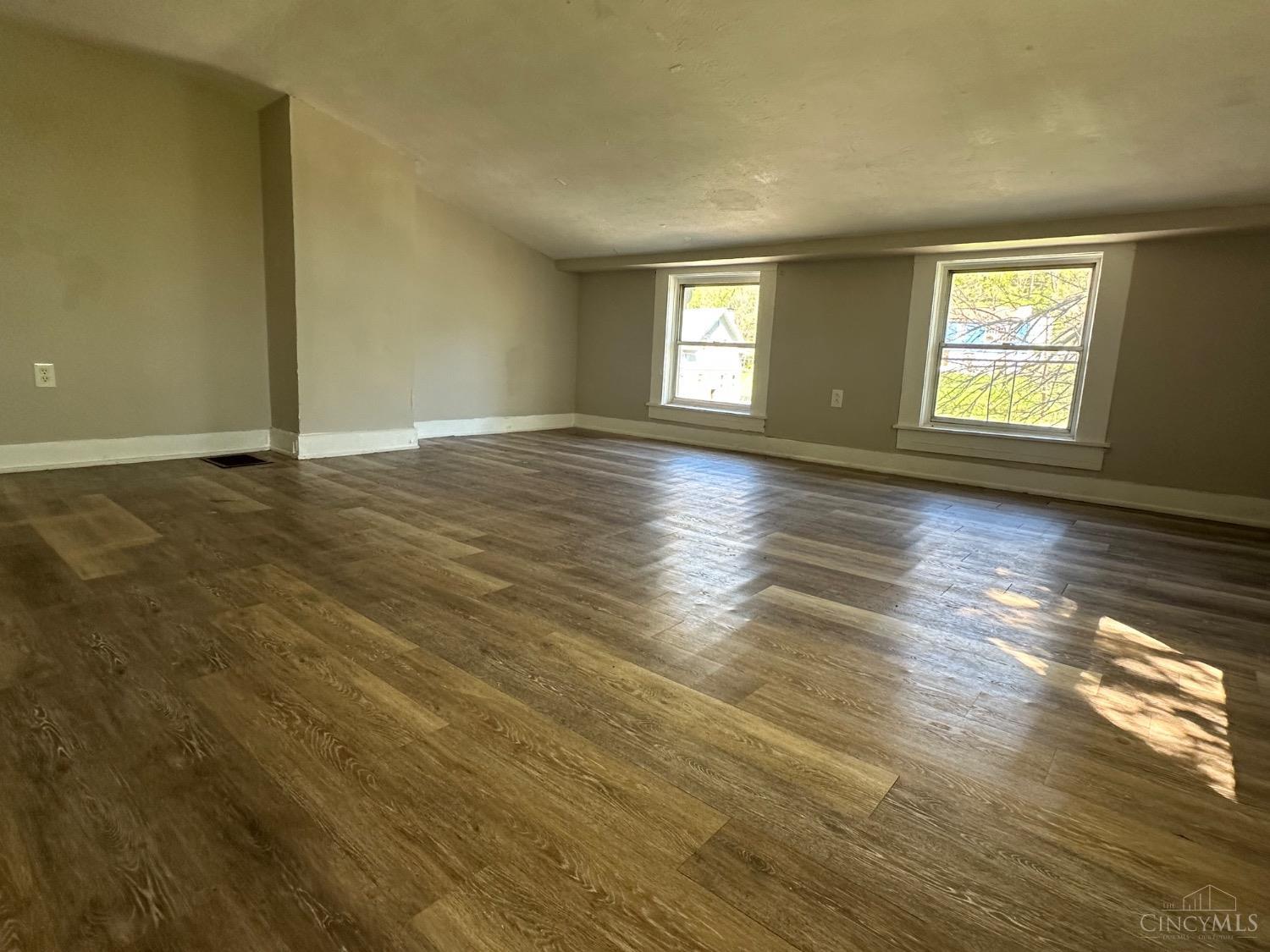 3151 River Road Cincinnati, OH 45204 - Photo 24 of 26