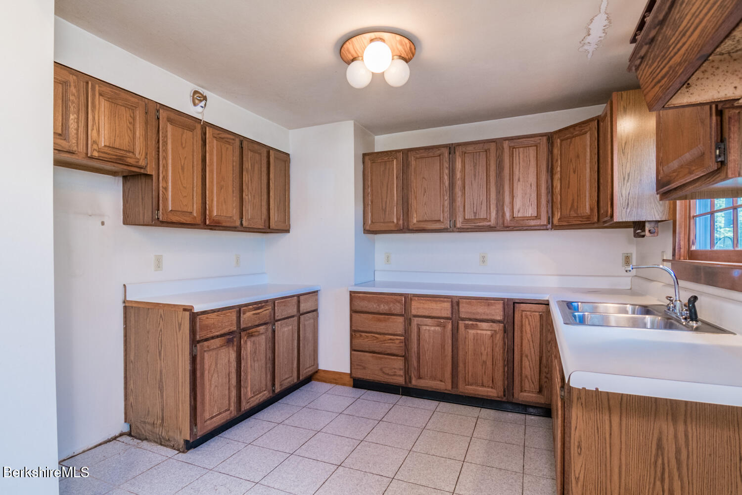 49 Parish Road Worthington, MA 01098 - Photo 11 of 30 49-Parish-Rd-Worthington-MA-134