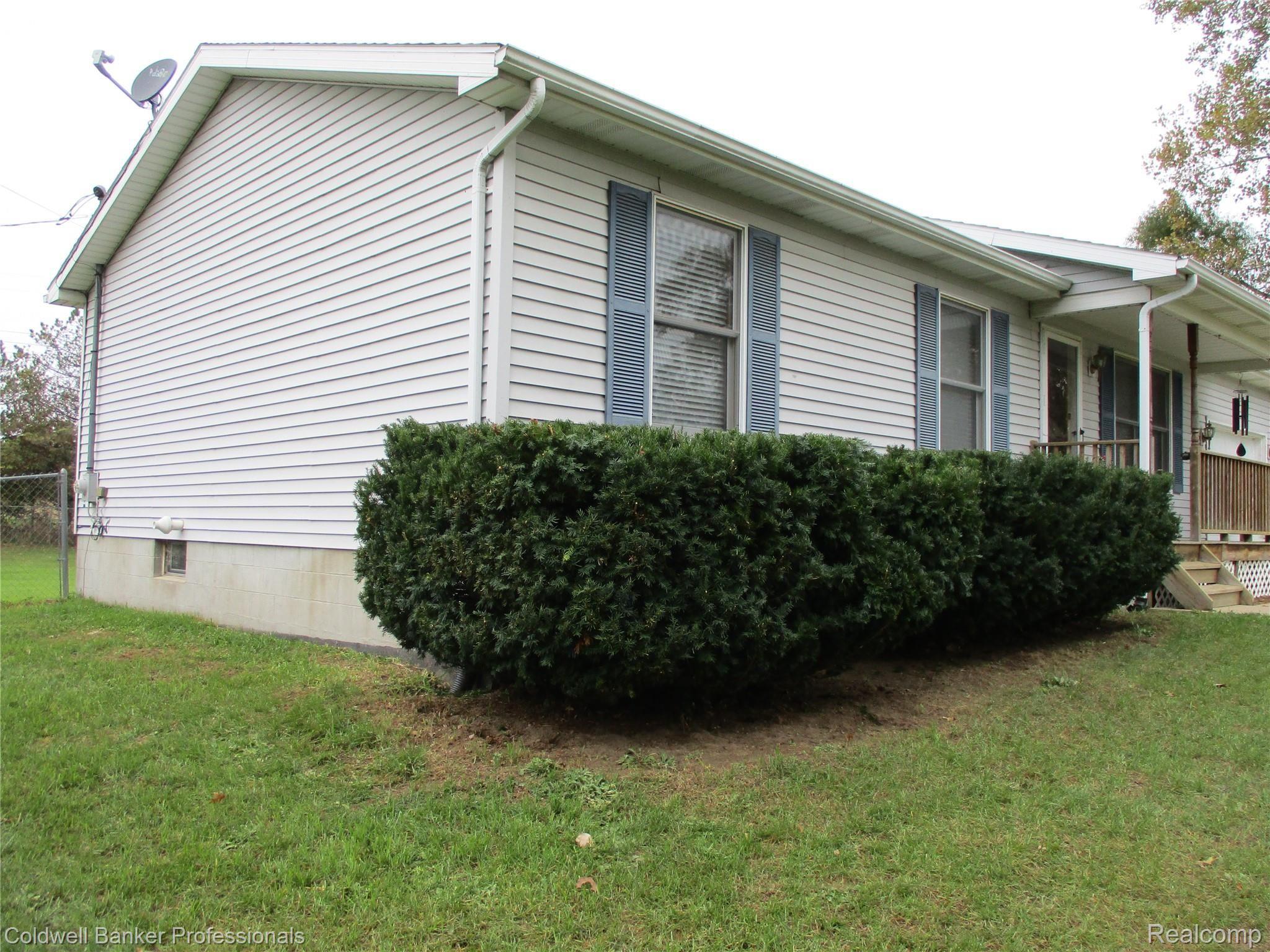 7096 South Ruess Road Owosso, MI 48867 - Photo 45 of 54 IMG_0286.JPG