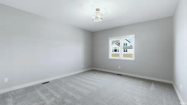 $389,900 | 11928 Tapered Bank Run, Fort Wayne, IN 46818