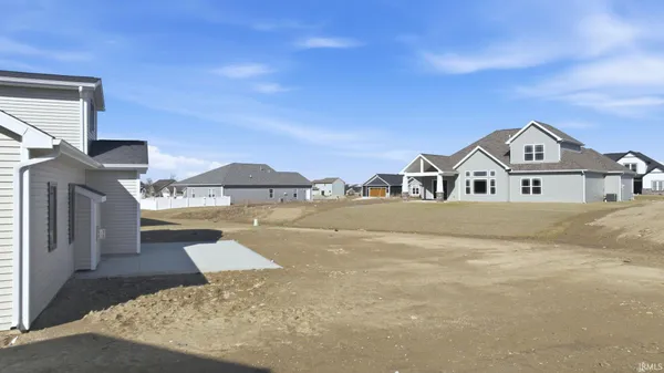 $389,900 | 11928 Tapered Bank Run, Fort Wayne, IN 46818