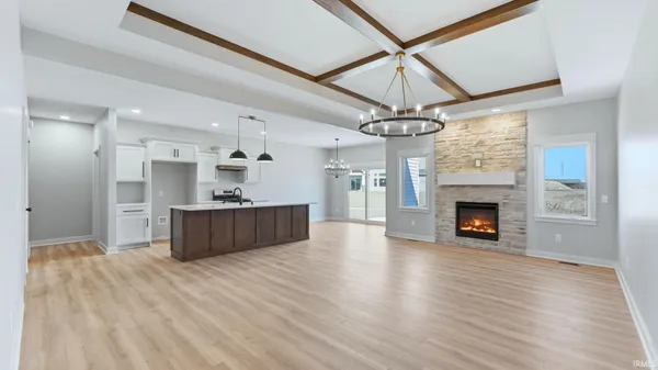 $389,900 | 11928 Tapered Bank Run, Fort Wayne, IN 46818