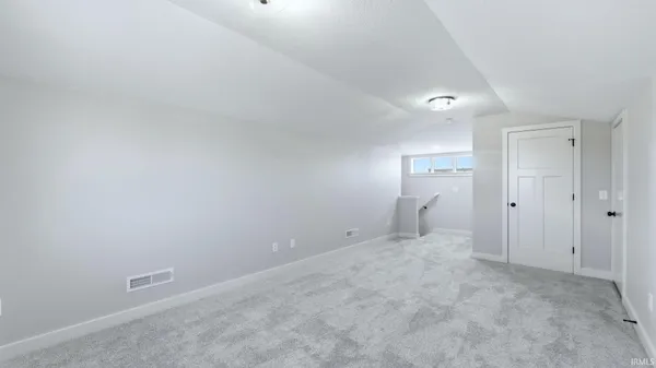 $389,900 | 11928 Tapered Bank Run, Fort Wayne, IN 46818