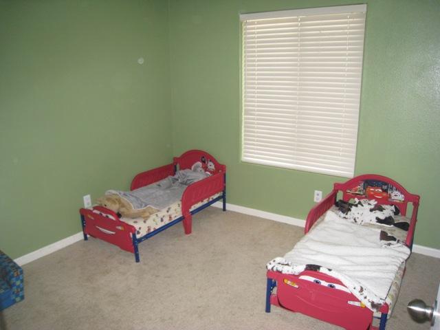 402 East Huntsman Avenue Reedley, CA 93654 - Photo 12 of 19 Gallery Image 12