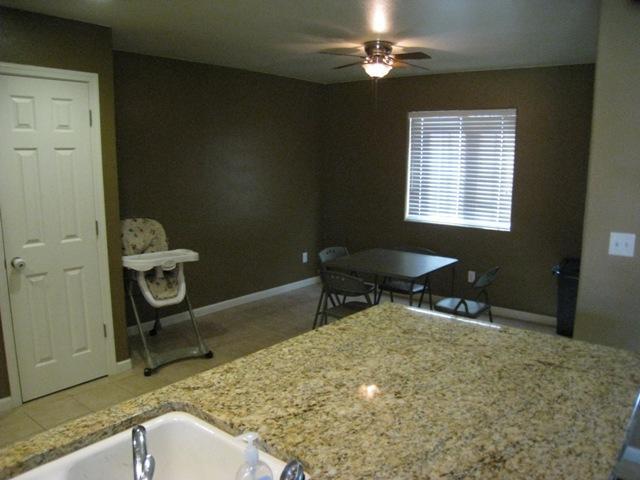 402 East Huntsman Avenue Reedley, CA 93654 - Photo 9 of 19 Gallery Image 9