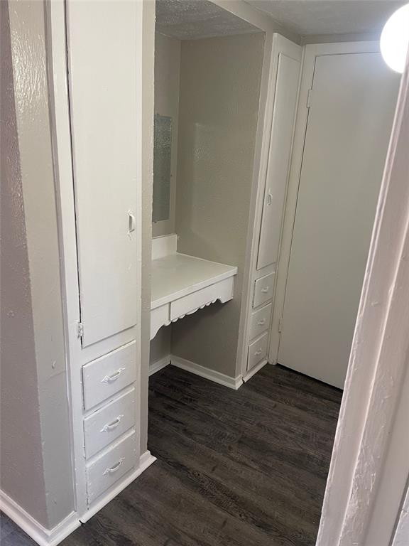 5526 Reiger Avenue, Unit 109 Dallas, TX 75214 - Photo 10 of 13 a view of an empty walk in closet