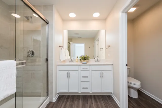 $3,250 | 804 Neubauer Circle, Lindenhurst, IL 60046